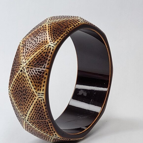 GEOMETRIC Print Wooden Bangle - Picture 3 of 7